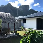 Anaiva Lodge Bora